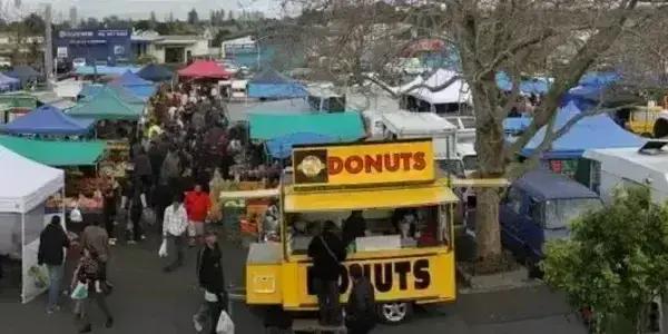 Brighten up your Sunday with a visit to the Manurewa Sunday Market, a vibrant food and shopping event in Auckland