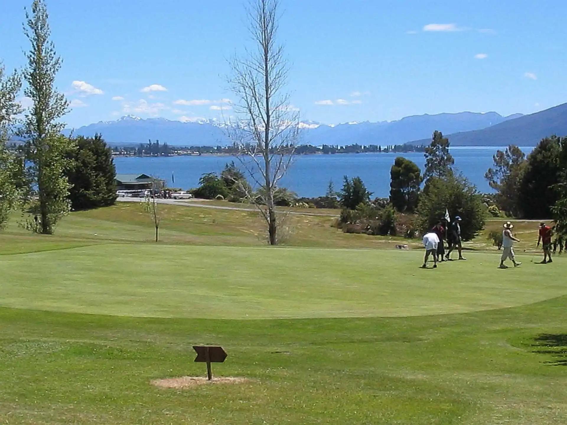 Te Anau Golf Club Inc gallery image