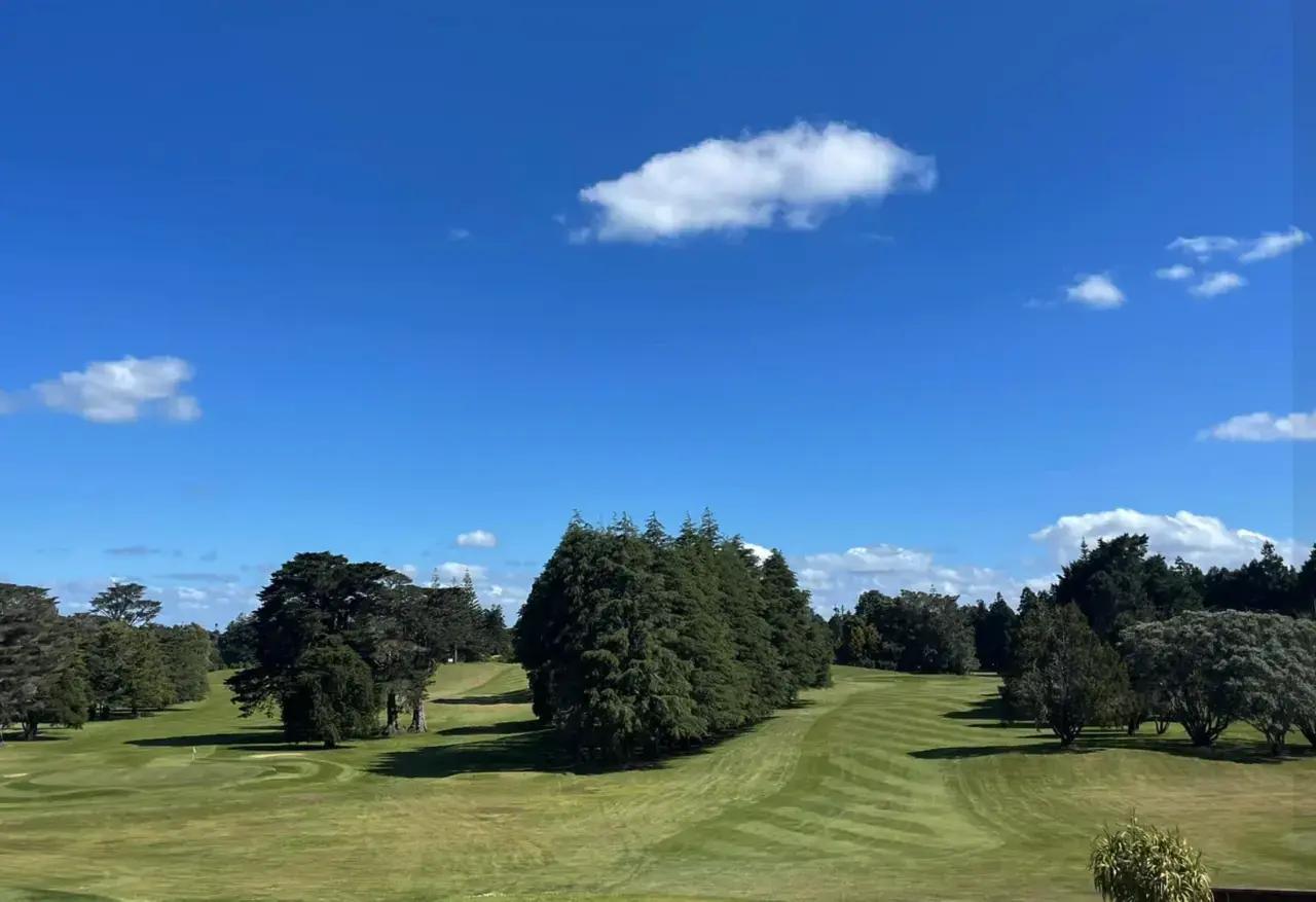 Sherwood Park Golf Club gallery image