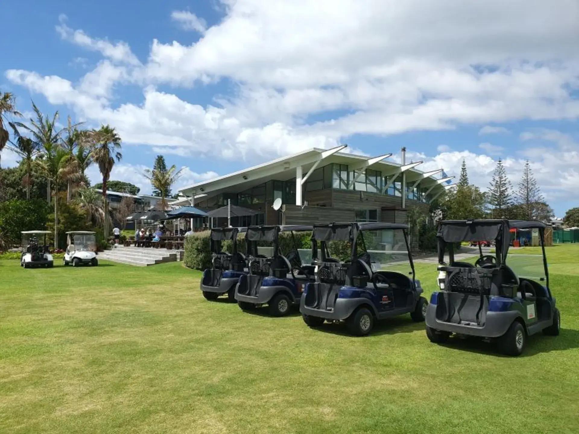 Omaha Beach Golf Club gallery image