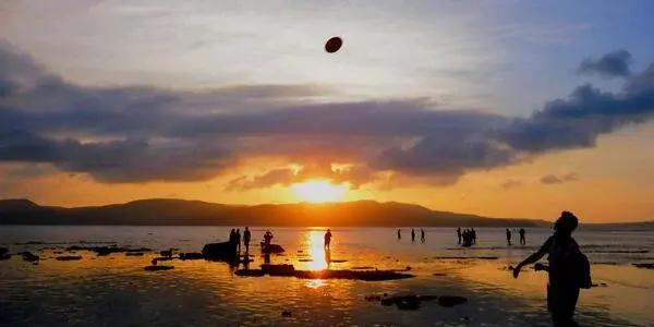 Get Active with Frisbee at Tahunanui Beach, Nelson