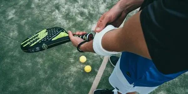 Play Tennis at Digby Park with Hampstead Tennis Club