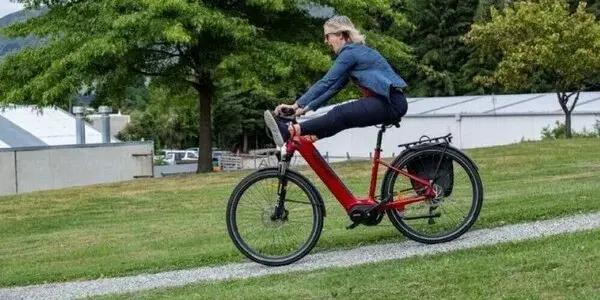 Get active with Jo Shearer's Senior Strength & Mobility Class in Wanaka, designed specifically for seniors with reasonable to good mobility