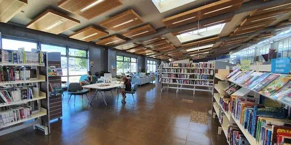 Te Ao Mārama - Pāpāmoa Library