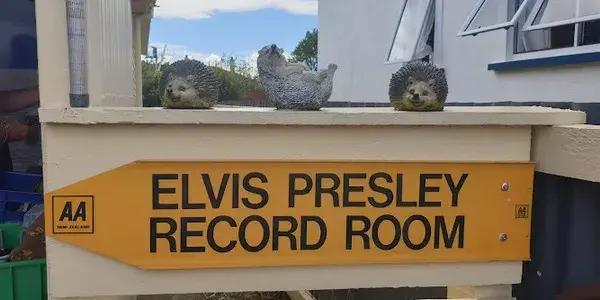 For a truly unique experience among Museums in Taranaki, the Elvis Presley Museum in Hāwera is a must-visit for fans of the King of Rock ‘n’ Roll