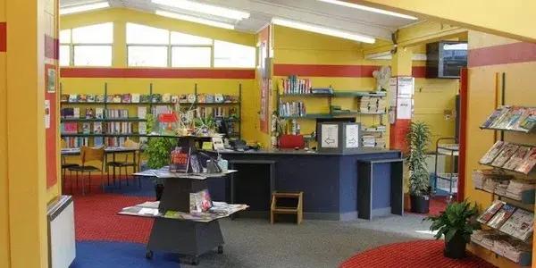 Awapuni Community Library