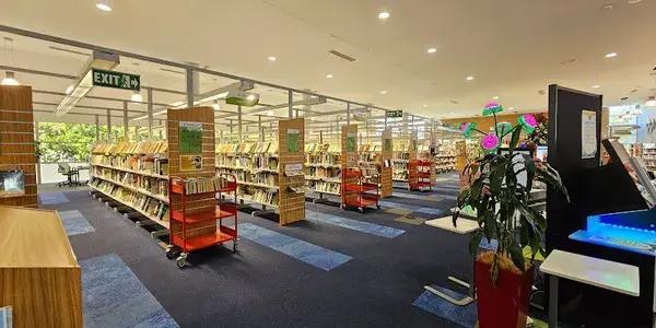 Paraparaumu Library
