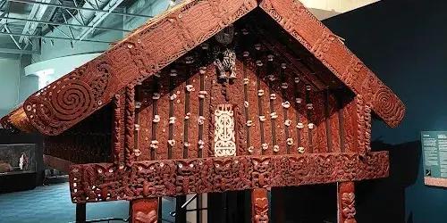 Located in the heart of Te Aro, Wellington, the Museum of New Zealand Te Papa Tongarewa is the crown jewel of museums in Wellington