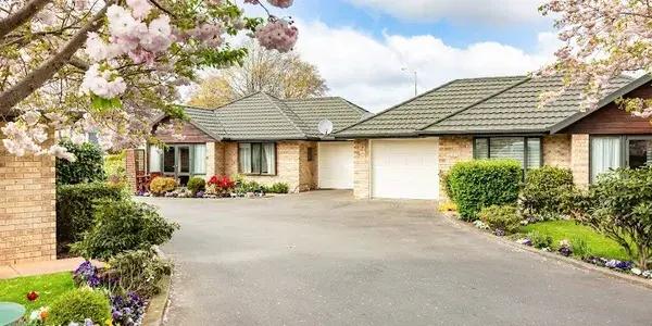 The Oaks Care Centre and Village