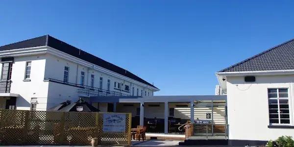 Harvard Bar & Restaurant