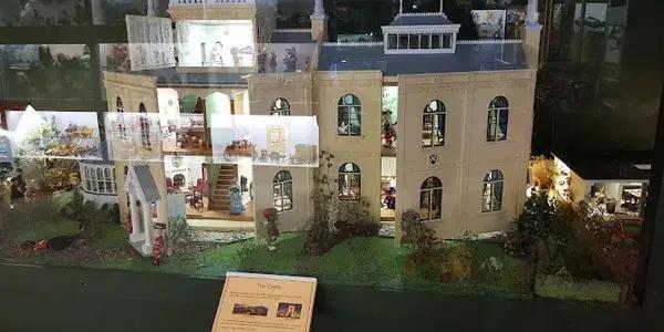 National Transport & Toy Museum