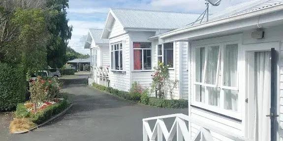 Located in the heart of Cambridge, Waikato, Cambridge Life offers a distinguished retirement home for those seeking a supportive environment