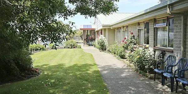 Walmsley House, nestled in the serene Richmond area of Invercargill, Southland, is a standout among retirement villages in Invercargill for both aged care and unique event hosting