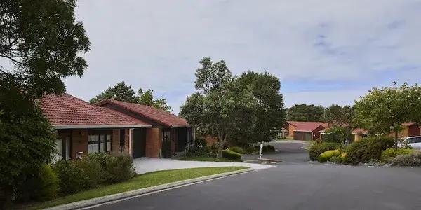 Hibiscus Coast Village, a Metlifecare Retirement Village in Red Beach, Auckland, is a standout choice for seniors seeking retirement villages in Rodney