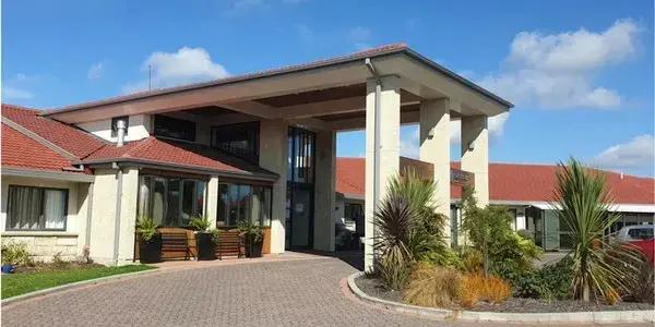 Arvida Glenbrae, situated in Fenton Park, Rotorua, stands out among retirement villages in Rotorua for its elegance and welcoming vibe