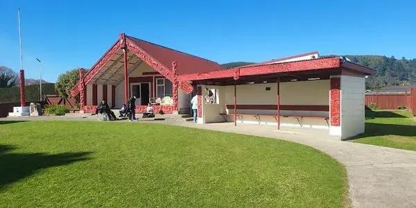 Tahuwhakatiki Marae